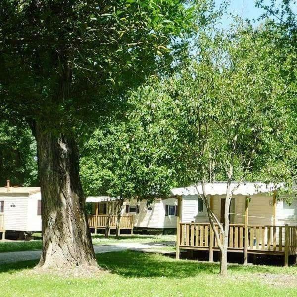 Camping Du Lion Bourg-Saint-Andeol Exterior photo